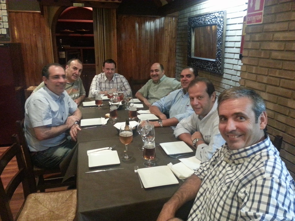 2013-10-08 Cumple teixe 22.24.09